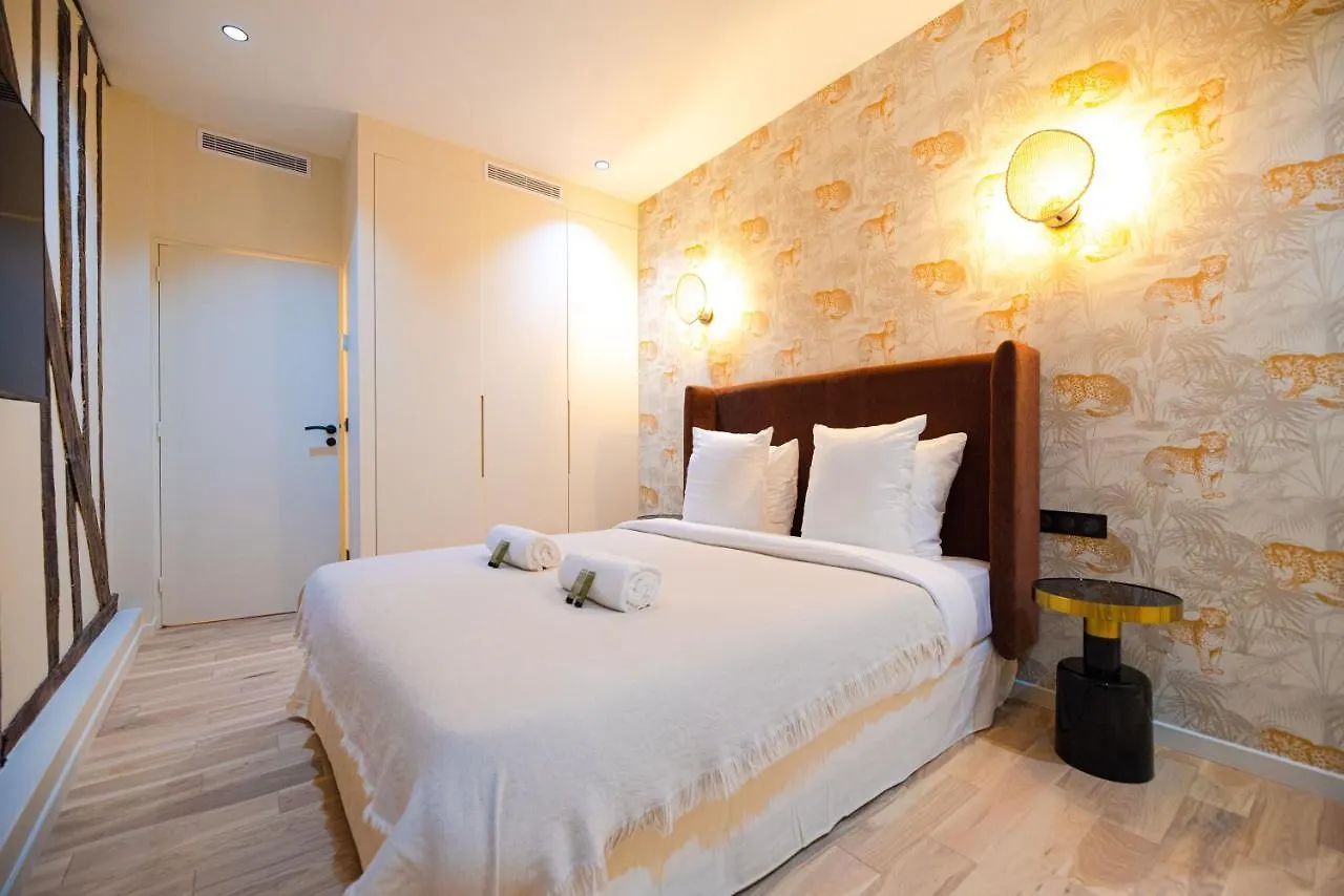 Mbm - Echiquier Apartment Paris