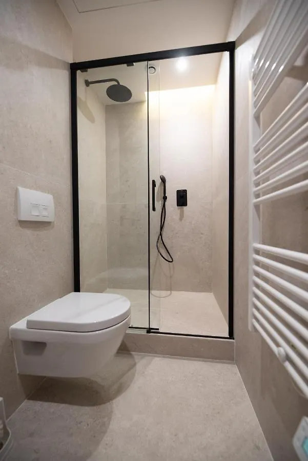 Mbm - Echiquier Apartment Paris France